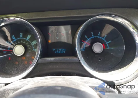 2010 Ford Mustang V6/V6 Premium z USA, uszkodzony, nr VIN 1ZVBP8AN4A5147985